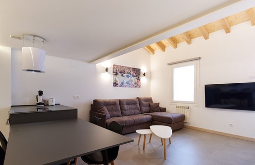 Pamplona City Centre Apartment | Linda Pamplona 4 D - Deluxe
