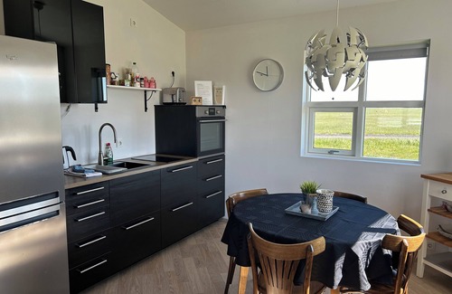 Hvolsvollur House | Lindartún Guesthouse