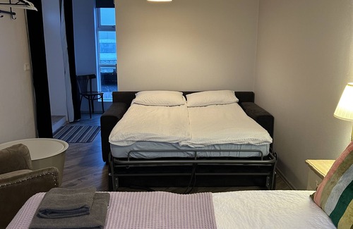 Hvolsvollur House | Lindartún Guesthouse