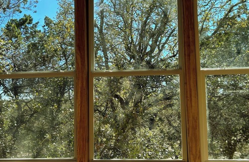 Boerne Cabin | Lindavista Deluxe Panoramic Treehouse Cabin W/Jacuzzi on 40+ Acre Sanctuary.