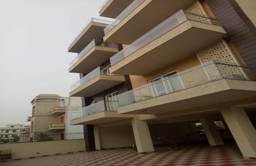 Sushant Lok Apartment | Linde service apartment