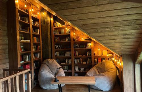 Roztoky Ski Chalet | LINDEN GROVE