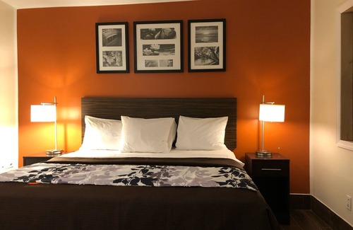 Lindenhurst Hotel | LINDENHURST MOTEL