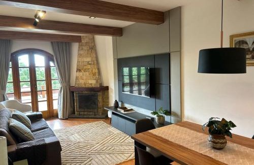 Vila Poran Apartment | Lindo Apartamento Duplex com Vista para Montanha