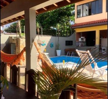 Mongagua House | Lindo Sobrado Amarelo -próximo a praia
