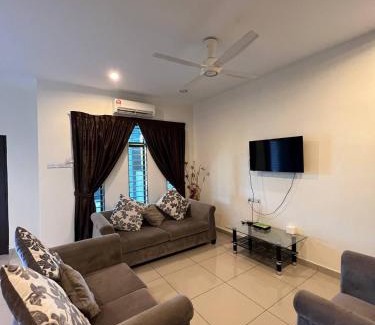 Pengkalan Aor House | Liner Hotel & Homestay Taiping