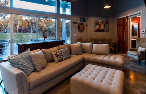 Dripping Springs Hotel | Liney Moon: Hill Country Retreat with Pool, Hiking Trail, Volleyball, Sleeps 60