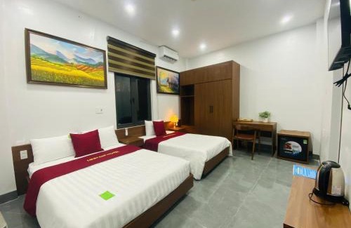 Dong Van Hotel | Linh Chi Hotel