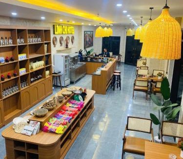 Dong Van Hotel | Linh Chi Hotel