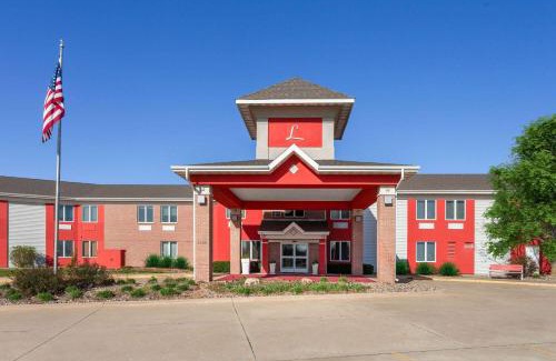Pella Hotel | Links Bos Landen Hotel & Spa of Pella, Trademark by Wyndham
