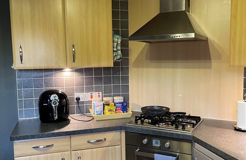 Central Aberdeen Condo | Links Boulevard View Apartment close to the beach, Codonas, Stadium and Shops