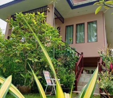 Thong Krut Apartment | Links Sunset Beach House