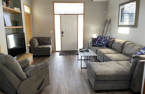Lino Lakes House | Lino Home Away From Home