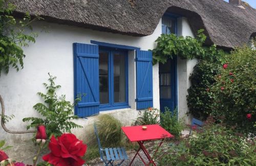 La Chapelle-des-Marais Bed & Breakfast | Linotte Chaumière des Marionnettes