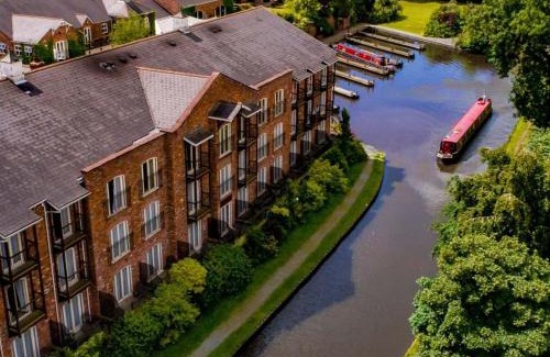 St Martins Hotel | Lion Quays Resort