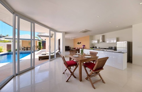 Lipa Noi Villa | Lipa Talay Sawng - Beach Side Retreat