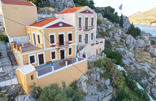 Symi Villa | Lirenou Scala Vista