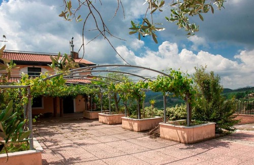Castel Campagnano Apartment | Lisandro Wine Resort Apartments Caserta