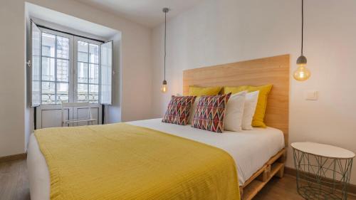 Alcantara Apartment | Lisboa Bridge Spot by LovelyStay