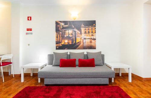 Santa Isabel Apartment | Lisboa, Central Lisbon, Charming Patio House, , WIFI, Air Conditioning, Near Metro, by IG