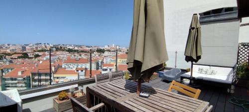 Penha de Franca Apartment | Lisbon at your feet
