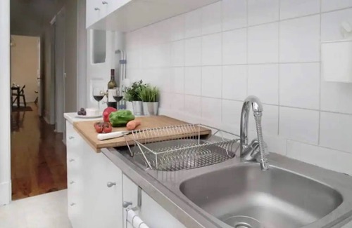 Sao Sebastiao da Pedreira Apartment | Lisbon Avenida Liberdade Apartment 1D