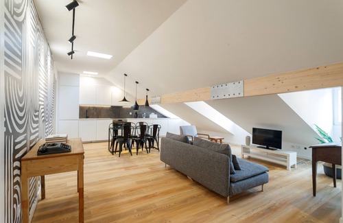 Martires Apartment | Lisbon Design Prata Apartment