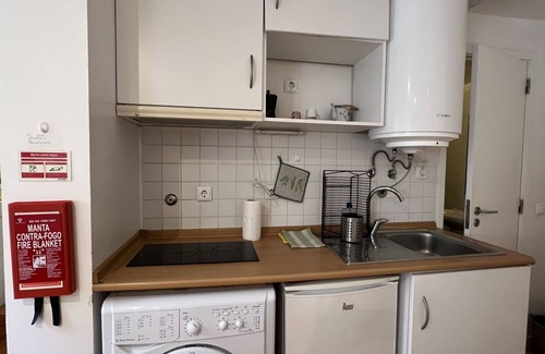 Santo Estevao Apartment | Lisbon Life Alfama III