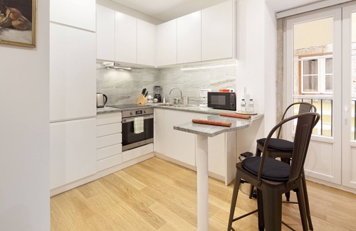 Encarnacao Apartment | Lisbon Rentals Chiado