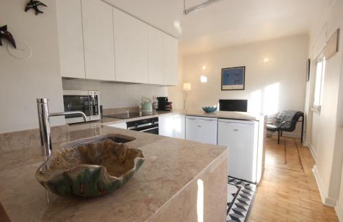 Falca Apartment | Lisbon Retreat - Entrecampos