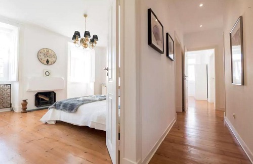 Santos Apartment | Lisbon Secret & River View Family Flat