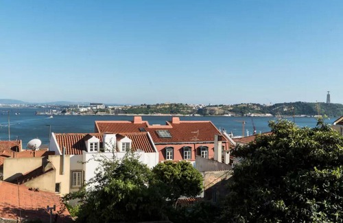 Santos Apartment | Lisbon Secret & River View Family Flat