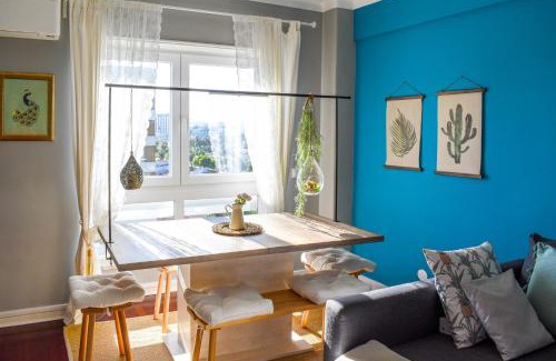 Apelacao Apartment | Lisbon Sky View 3BR Home + Near Airport + Free Parking
