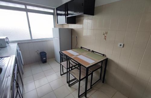 Alfragide Apartment | Lisbon spacious T2 in Damaia, Lisbon