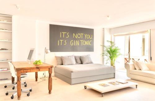 Lumiar Apartment | Lisbon Swimming pool apartment with private parking