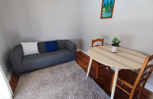 Reboleira Apartment | Lisbon traditional T2 with balcony in Damaia, Lisbon
