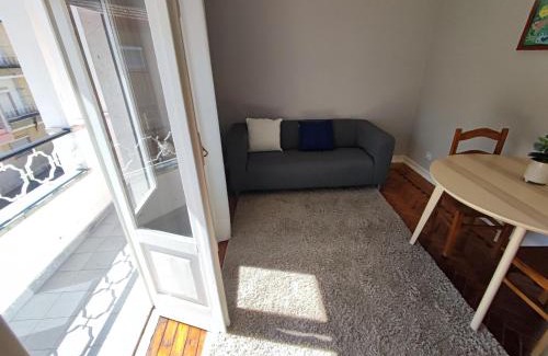 Reboleira Apartment | Lisbon traditional T2 with balcony in Damaia, Lisbon