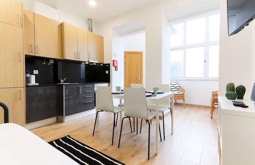 Penha de Franca Apartment | Lisbon Typical by Homing