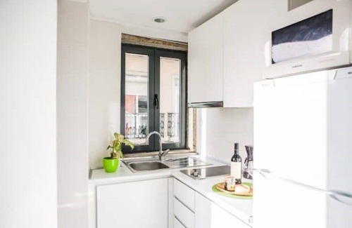 Pena Apartment | Lisbon Windmill Apartments (Green)