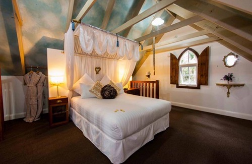 North Tamborine Hotel | Lisson Grove Boutique Resort & Day Spa