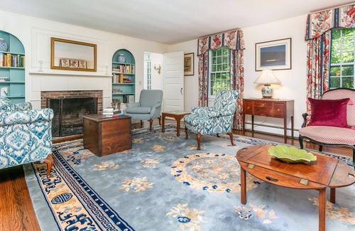 Litchfield House | LITCHFIELD CHARM! Sleeps 10, spacious country home for family gatherings.