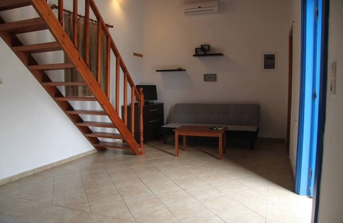 Tilos House | Lithos House - Tilos