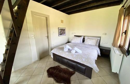 Amfikleia-Elateia Apartment | Lithos Villas