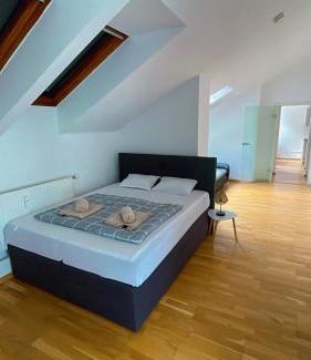 Krems an der Donau Apartment | Little Big Team