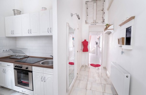 Ujlipotvaros Apartment | Little bit of Heaven