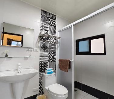 Huxi Bed & Breakfast | Little Butler B&B