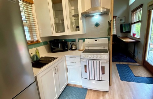 Sunshine Coast Cabin | Little Cabin in Middlepoint, nNestled amongst cedars on a private quiet acreage.