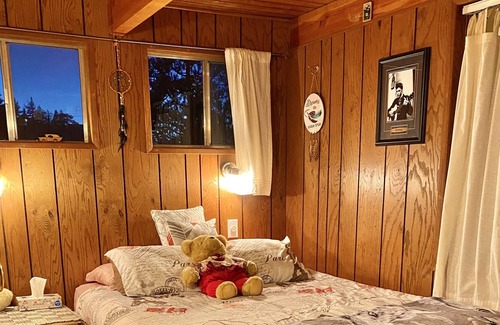 Arrowbear Lake Cabin | Little Cabin on the Lake