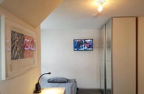 Steinenbronn Apartment | Little Castle near Airport and Messe