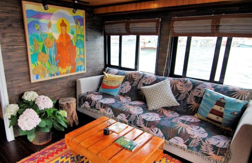 Cat Hai Boat Rental | Little Cat Ba Boat House